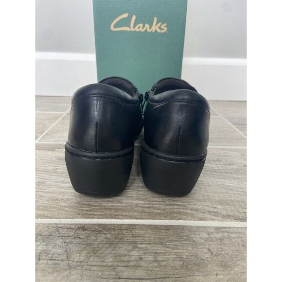 Clarks Black Mule Clogs Zipper Size 6.5 Comfort - Picture 2 of 5